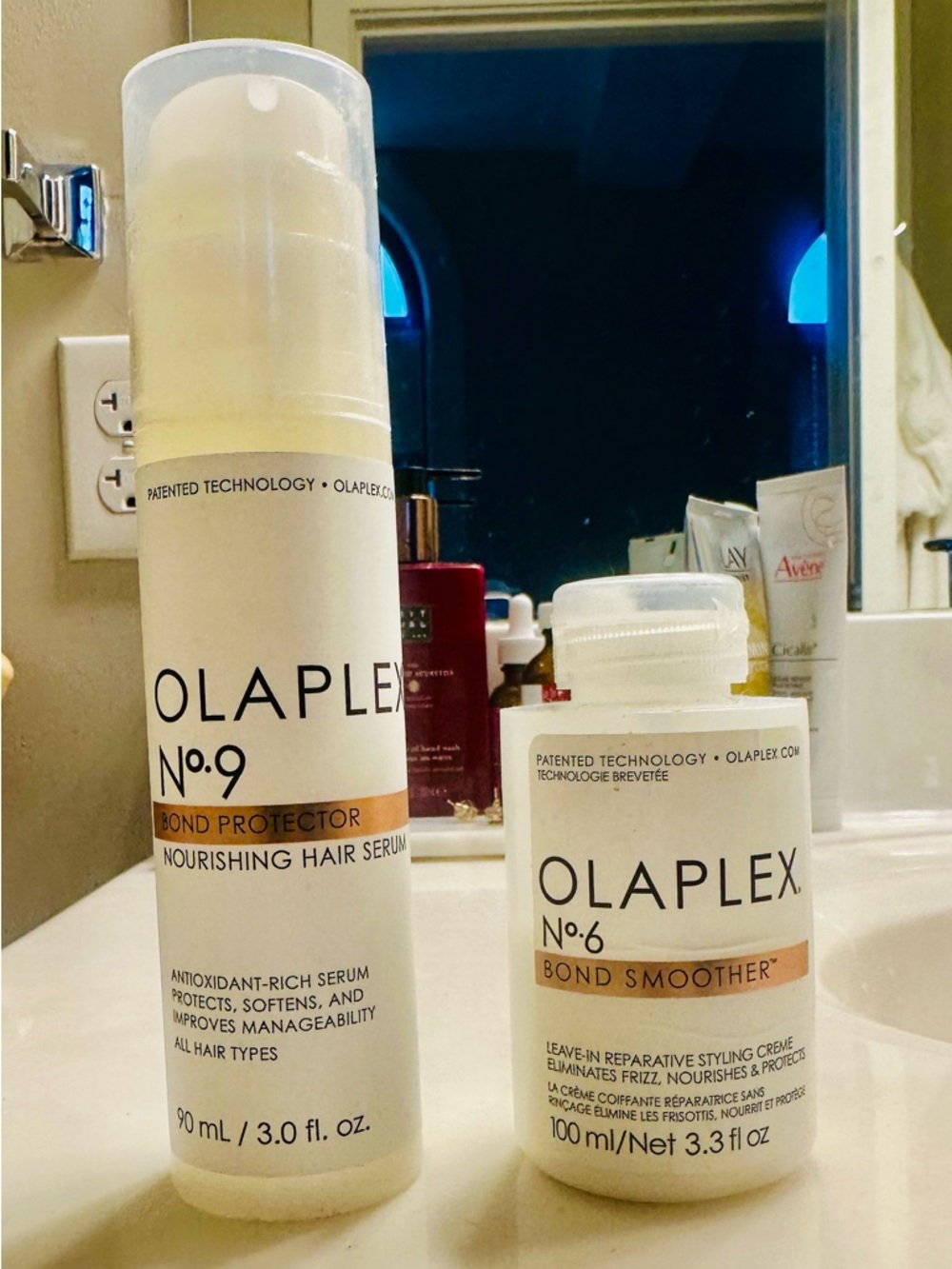 OLAPLEX No.9 & No.6 White with Tan Accents Hair Protection Set